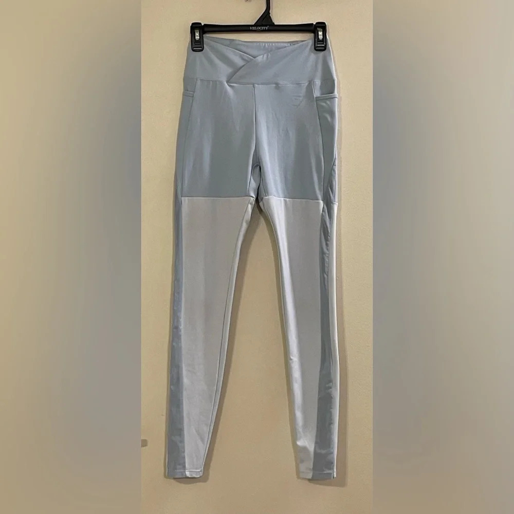 GYMSHARK x NIKKI BLACKKETTER NWOT Dynamic Leggings in Dusk Blue